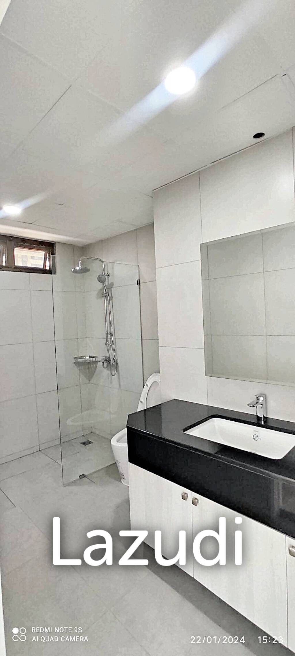 4 Bed 4 Bath 450 SQ.M Sriratana Mansion 2