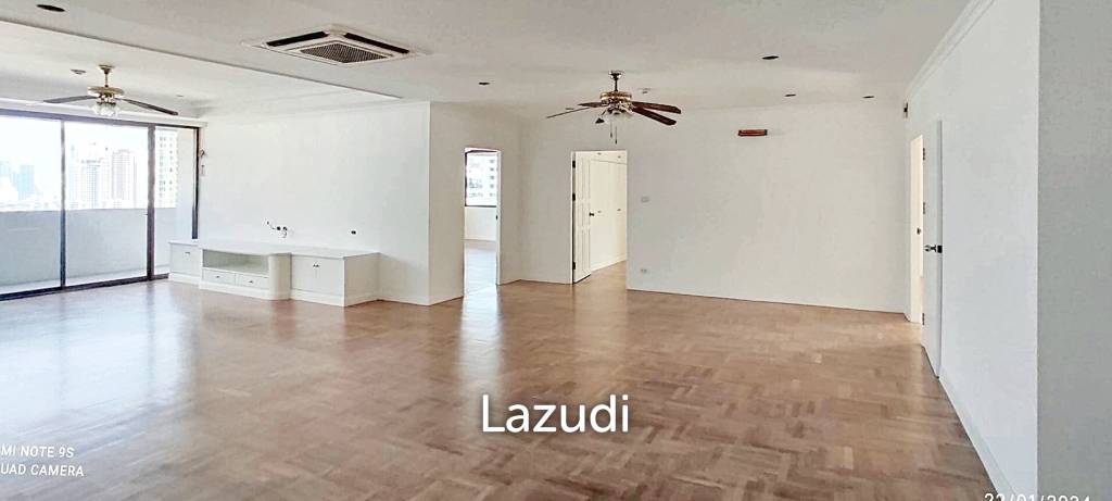 4 Bed 4 Bath 450 SQ.M Sriratana Mansion 2