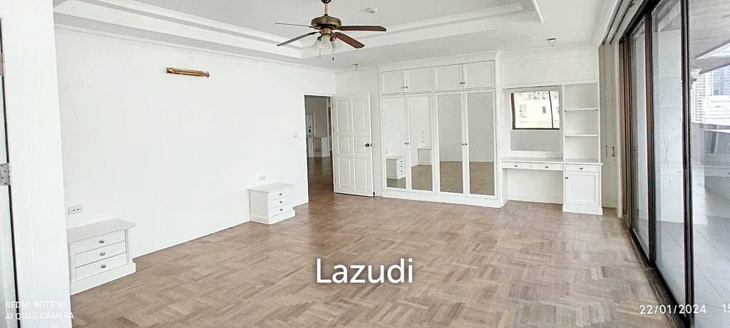 4 Bed 4 Bath 450 SQ.M Sriratana Mansion 2