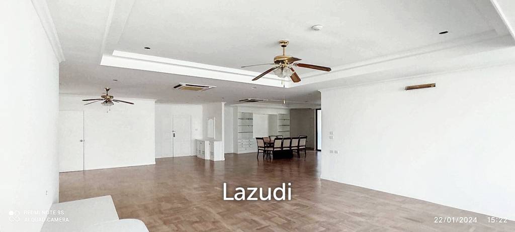4 Bed 4 Bath 450 SQ.M Sriratana Mansion 2