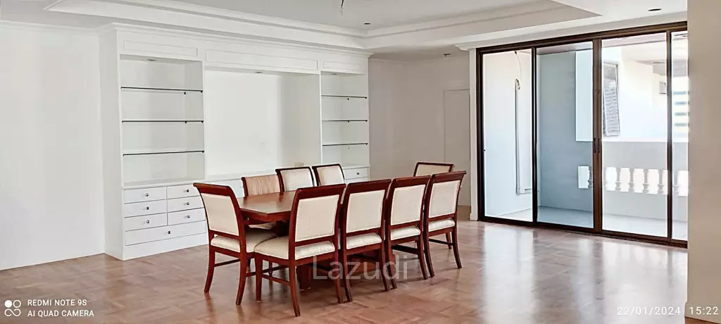 4 Bed 4 Bath 450 SQ.M Sriratana Mansion 2