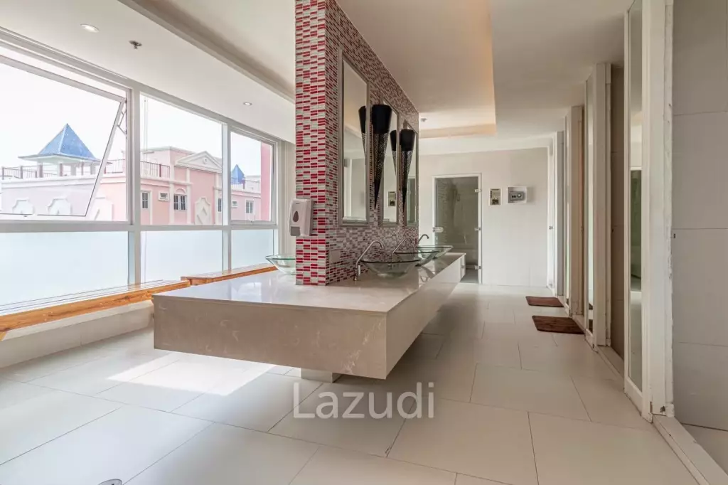 Grand Caribbean Condo Resort Pattaya for Sale