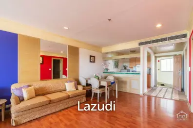 SPRINGFIELD BEACH CONDO : 2 bed beachfront condo with great views