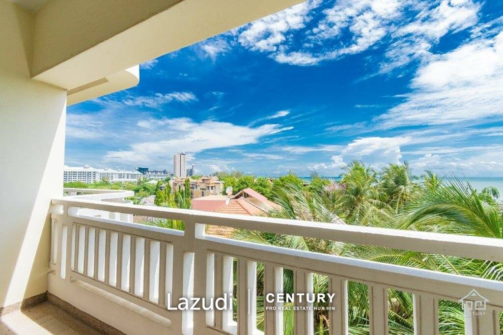 SPRINGFIELD BEACH CONDO : 2 bed beachfront condo with great views