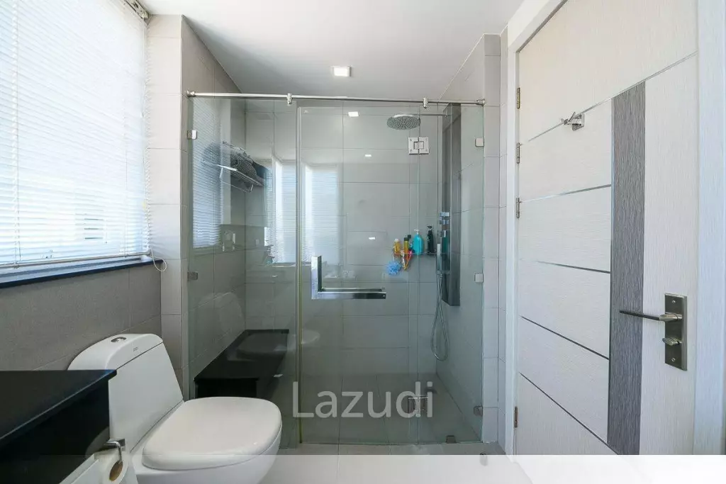 Apus Condominuim for Sale