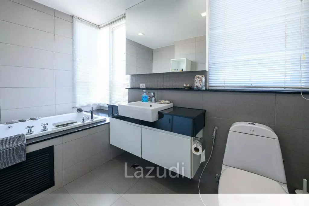 Apus Condominuim for Sale