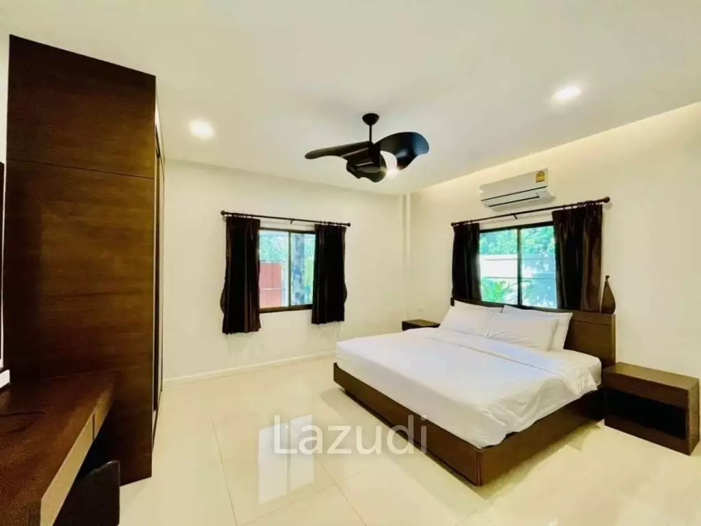 4 Bed Pool Villa Pattaya Soi Khao Noi