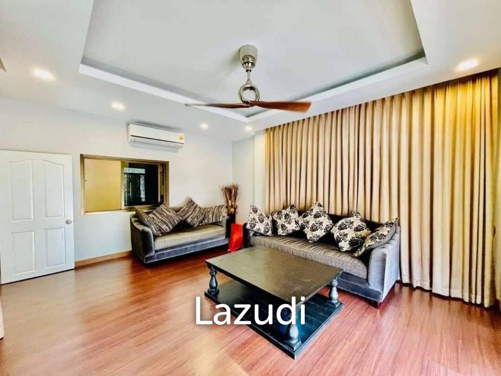 4 Bed Pool Villa Pattaya Soi Khao Noi