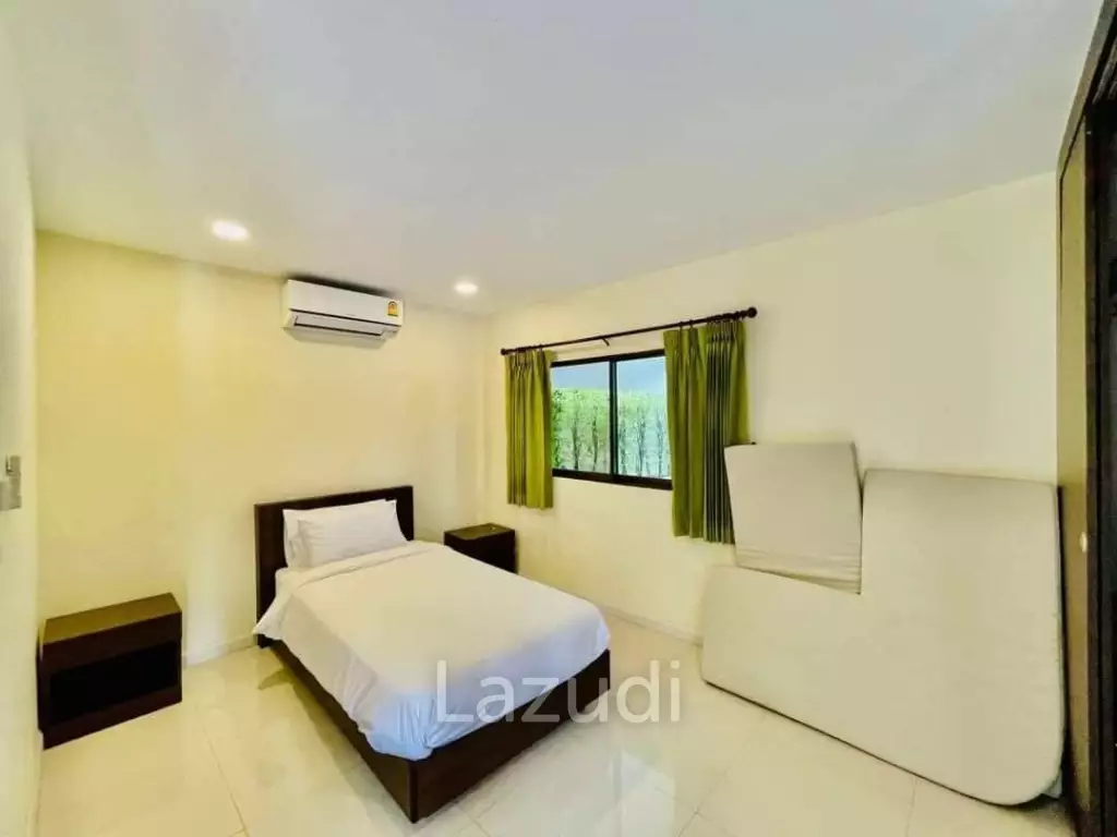 4 Bed Pool Villa Pattaya Soi Khao Noi