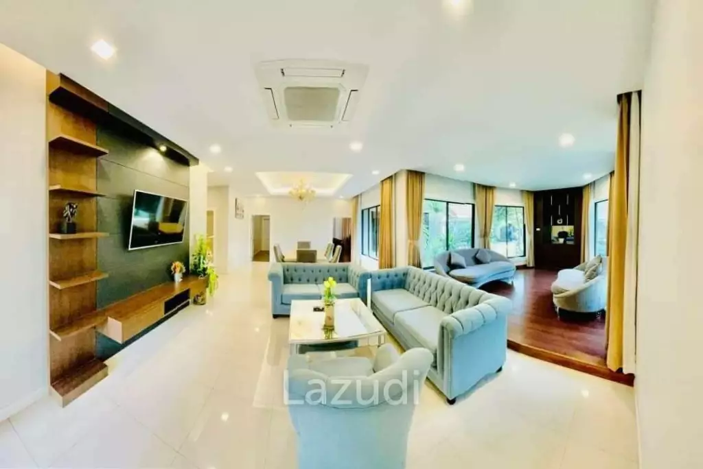 4 Bed Pool Villa Pattaya Soi Khao Noi