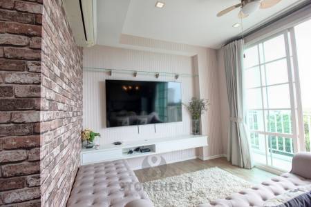 Summer: 2 Bedroom Duplex Condo For Rent