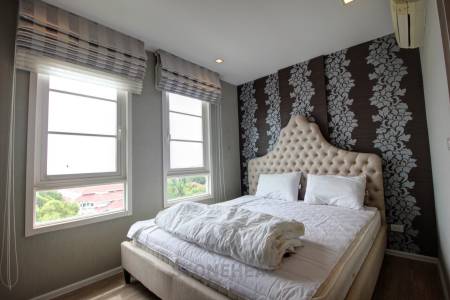 Summer: 2 Bedroom Duplex Condo For Rent