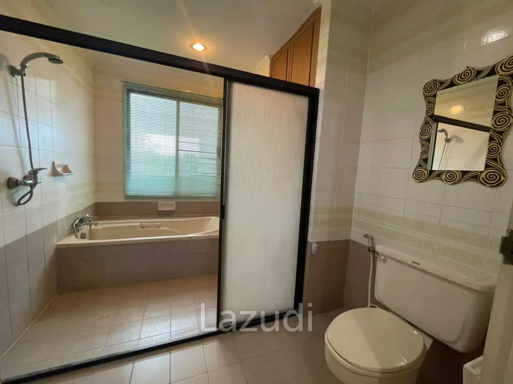 Baan Somprasong Pattaya Condo for Sale