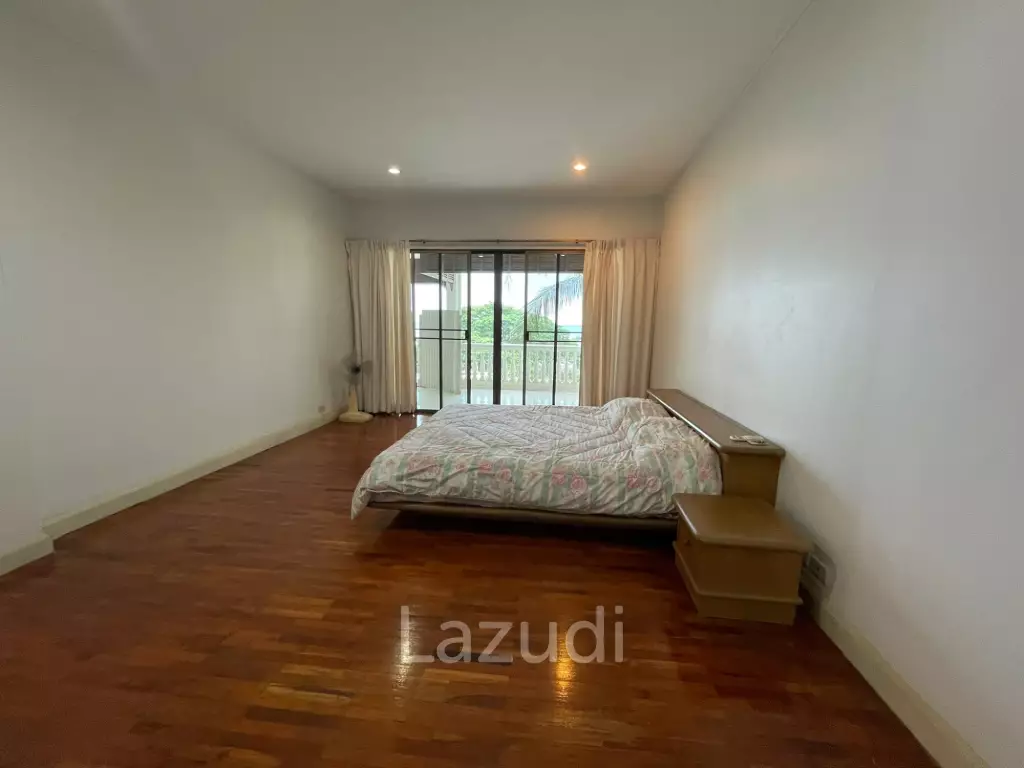 Baan Somprasong Pattaya Condo for Sale