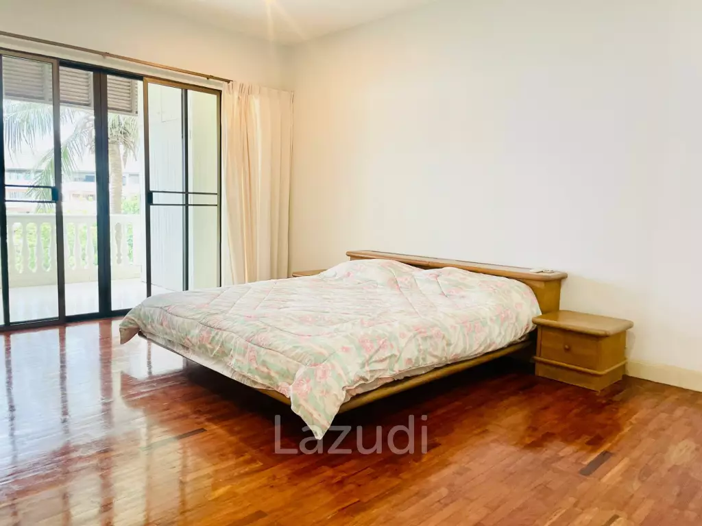 Baan Somprasong Pattaya Condo for Sale