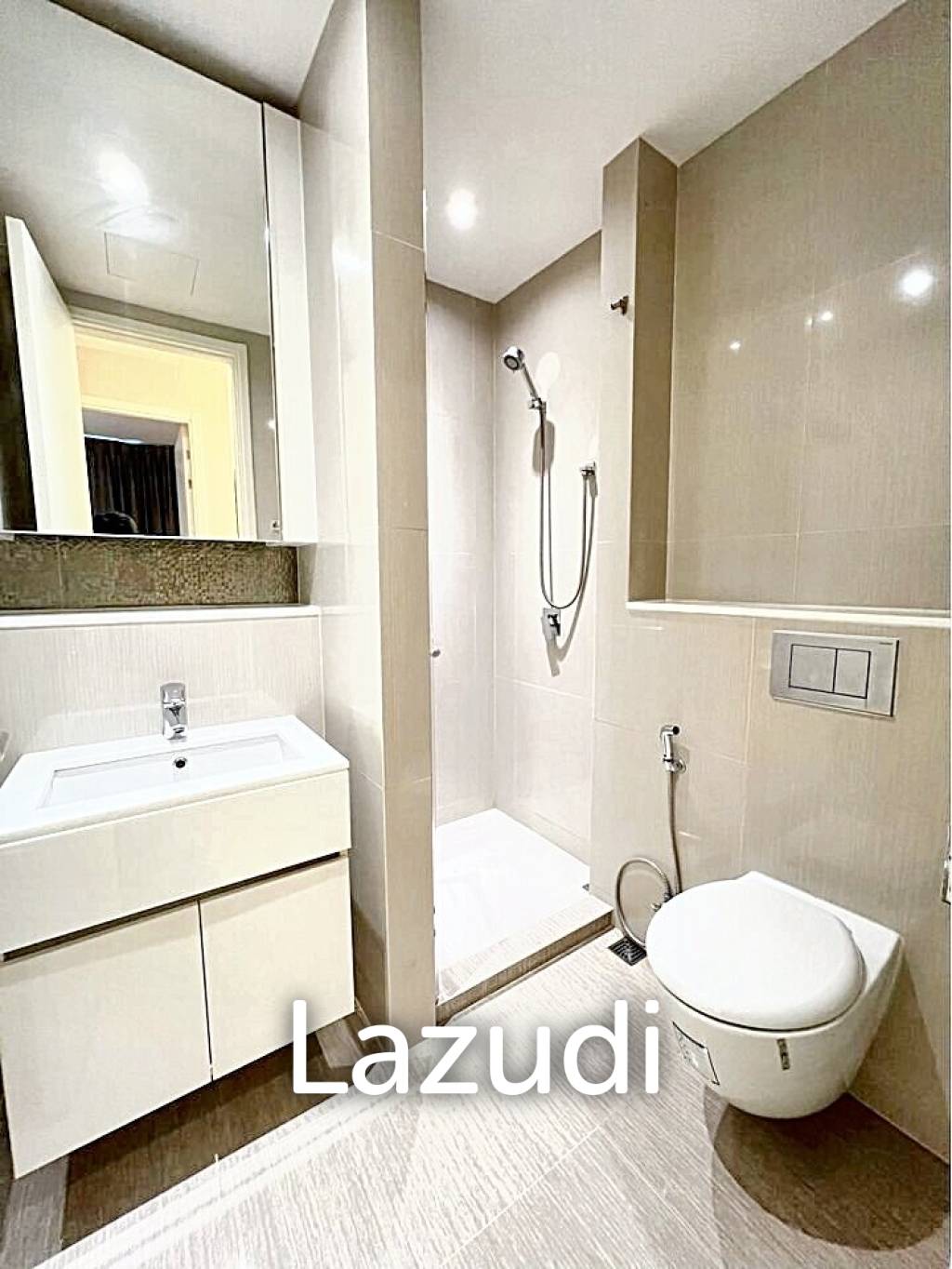 2 Bed 2 Bath 62 SQ.M H Sukhumvit 43