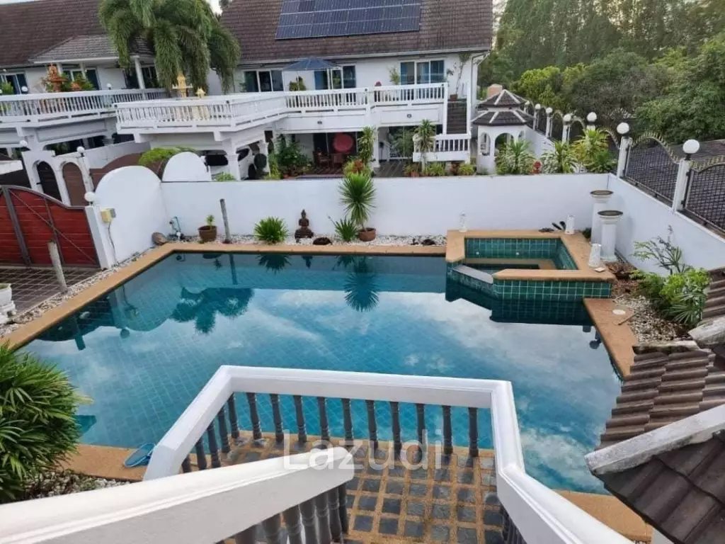 4 Bed 540 SQ.M Pool Villa in Huai Yai