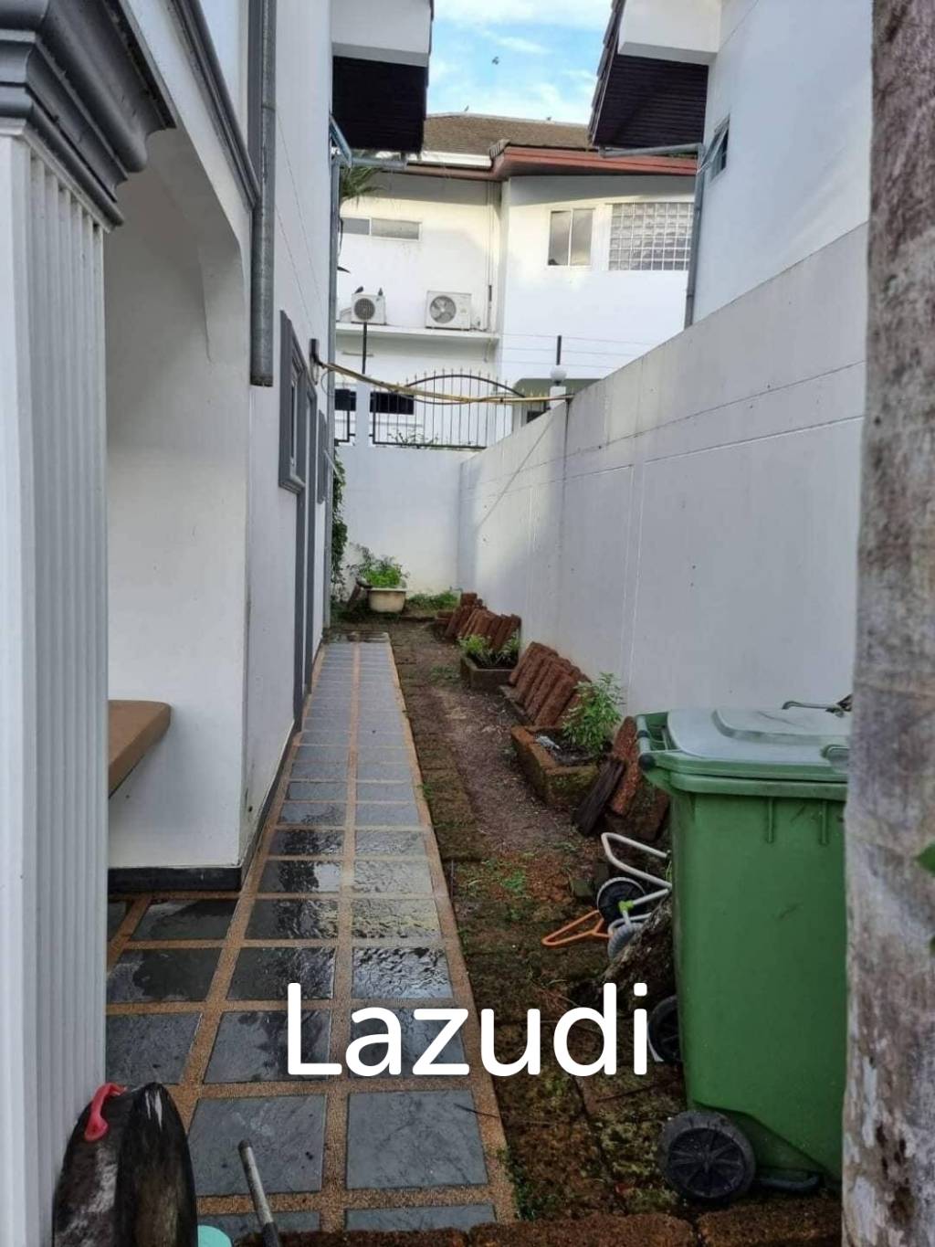 4 Bed 540 SQ.M Pool Villa in Huai Yai