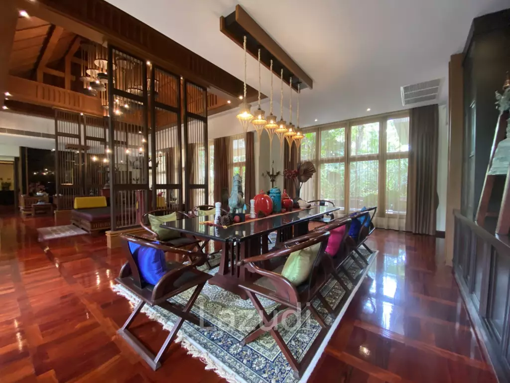 Super Luxury Villa for sell - View Talay marina