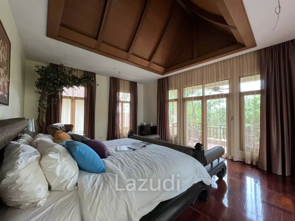 Super Luxury Villa for sell - View Talay marina