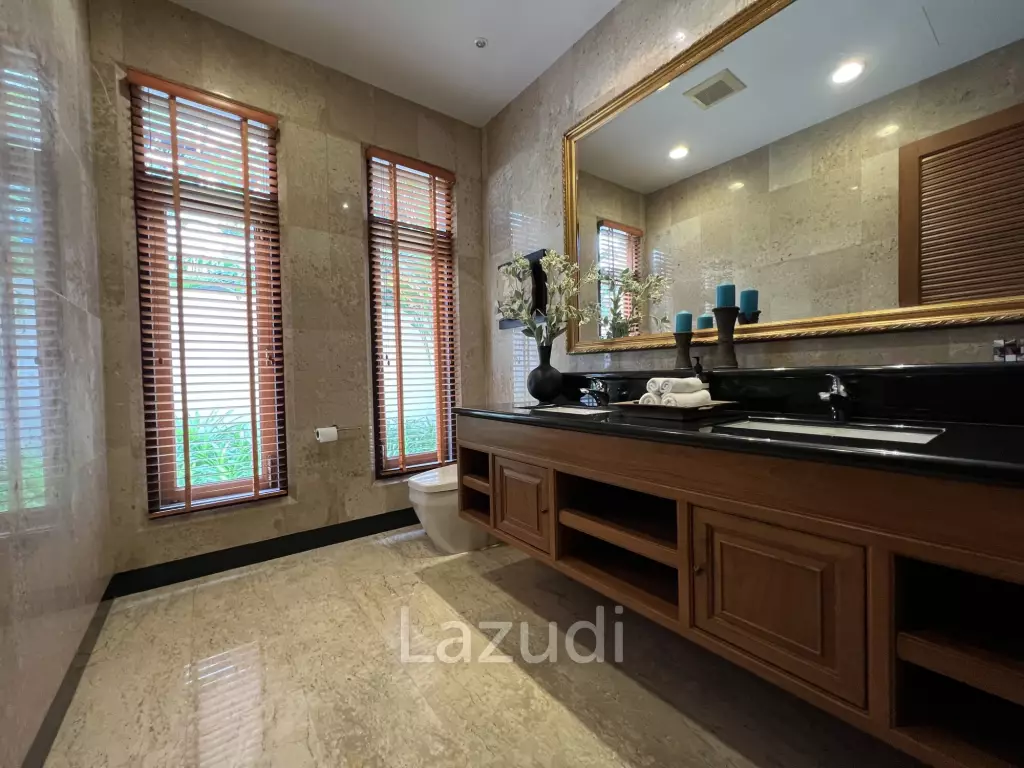 Super Luxury Villa for sell - View Talay marina