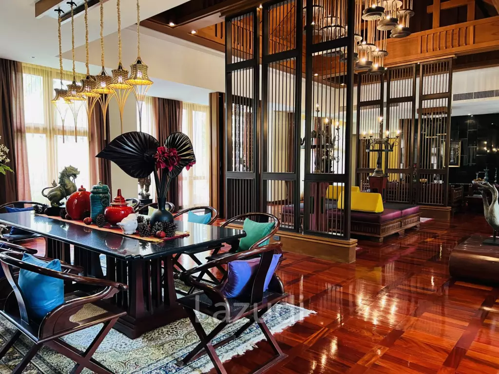 Super Luxury Villa for sell - View Talay marina