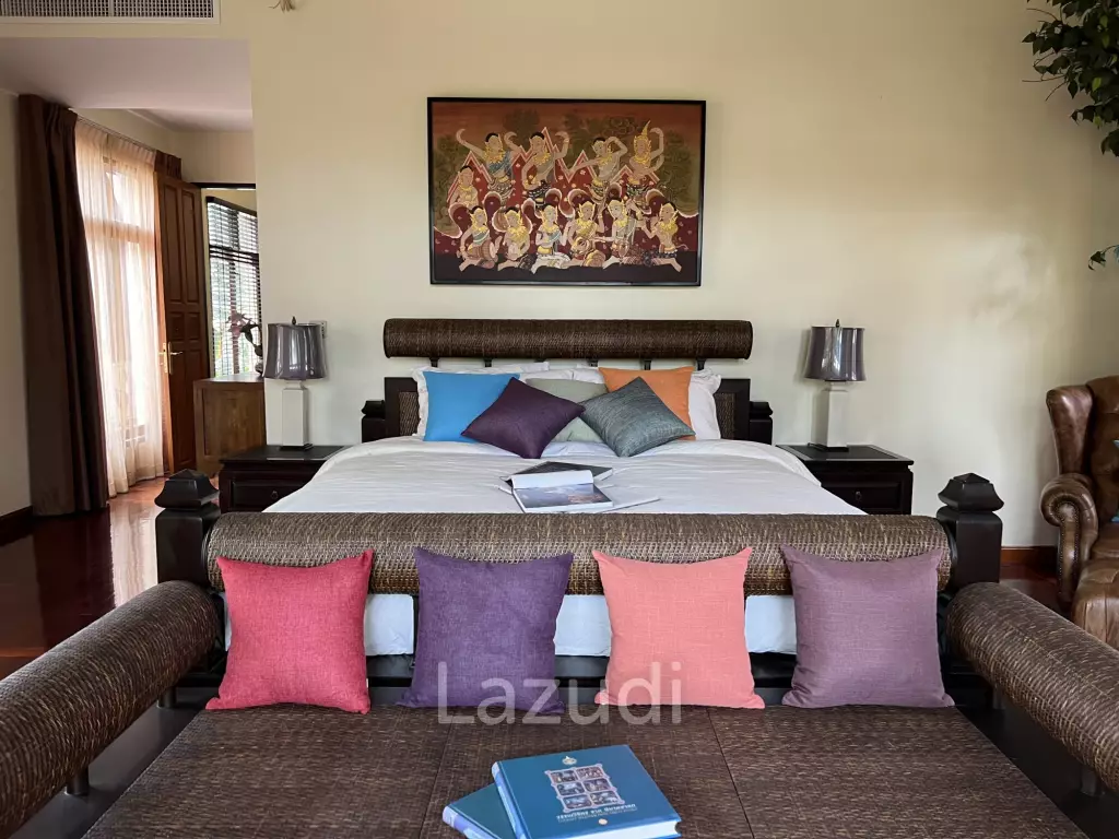 Super Luxury Villa for sell - View Talay marina