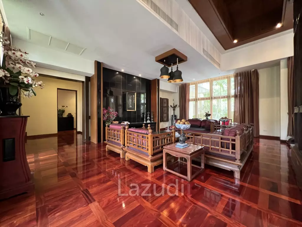 Super Luxury Villa for sell - View Talay marina