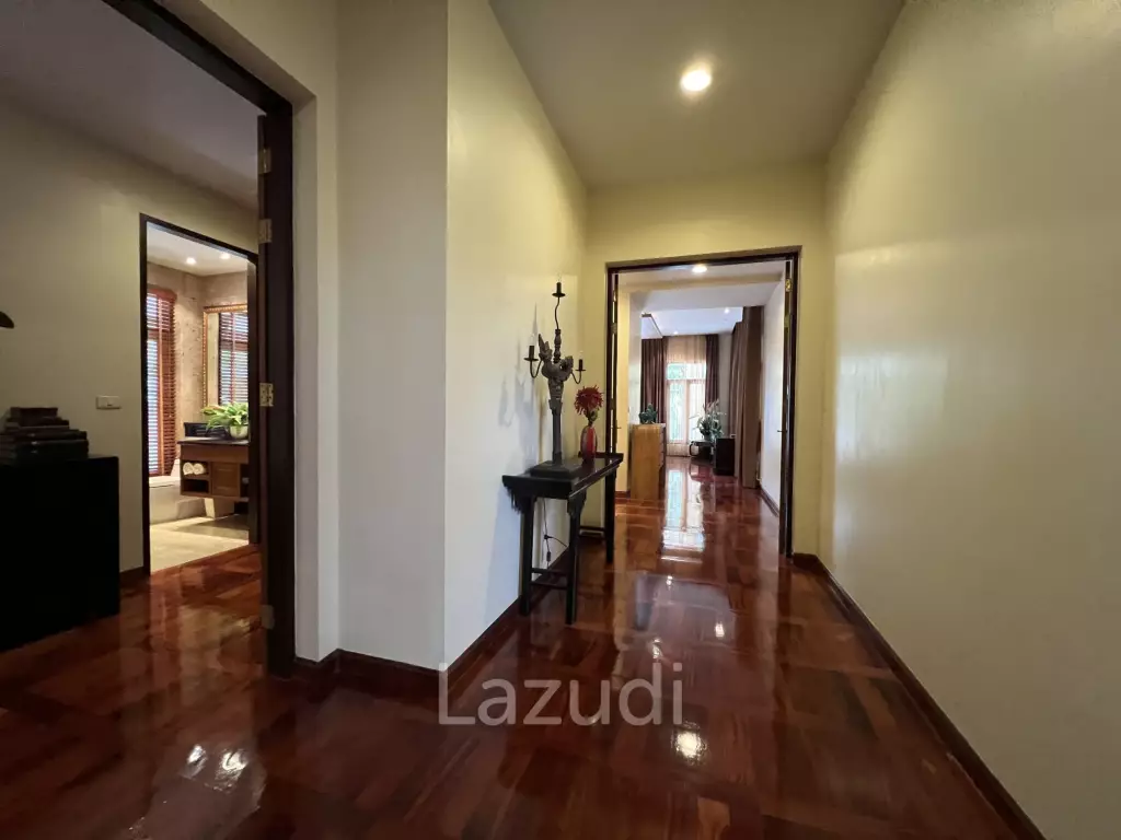 Super Luxury Villa for sell - View Talay marina