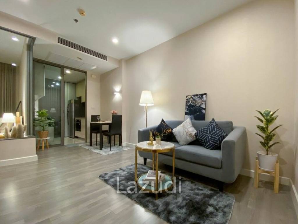 1 Bed 1 Bath 43 SQ.M The Room BTS Wongwian Yai