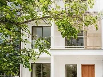 4 Bed 5 Bath Townhouse For Sale