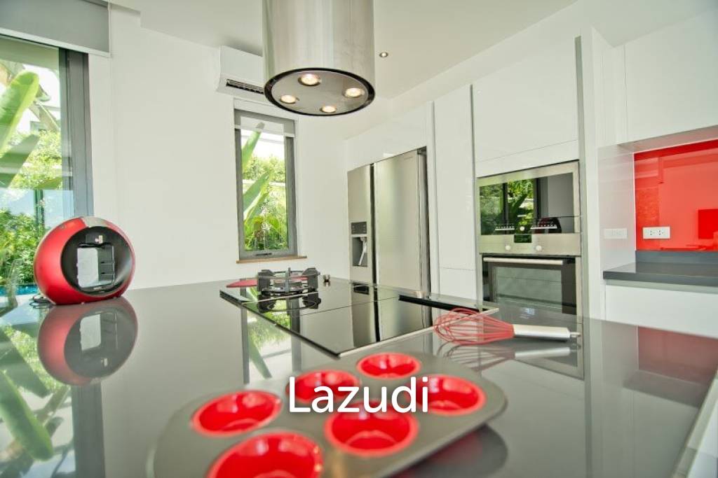 4 Beds 4 Baths 220 SQ.M. The Vineyard 3