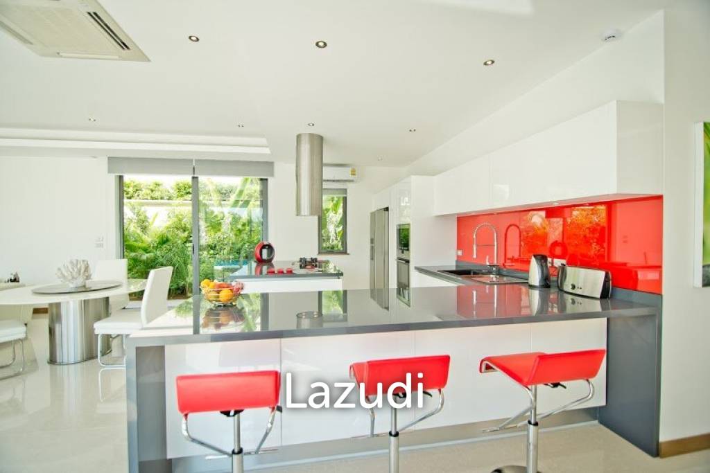 4 Beds 4 Baths 220 SQ.M. The Vineyard 3