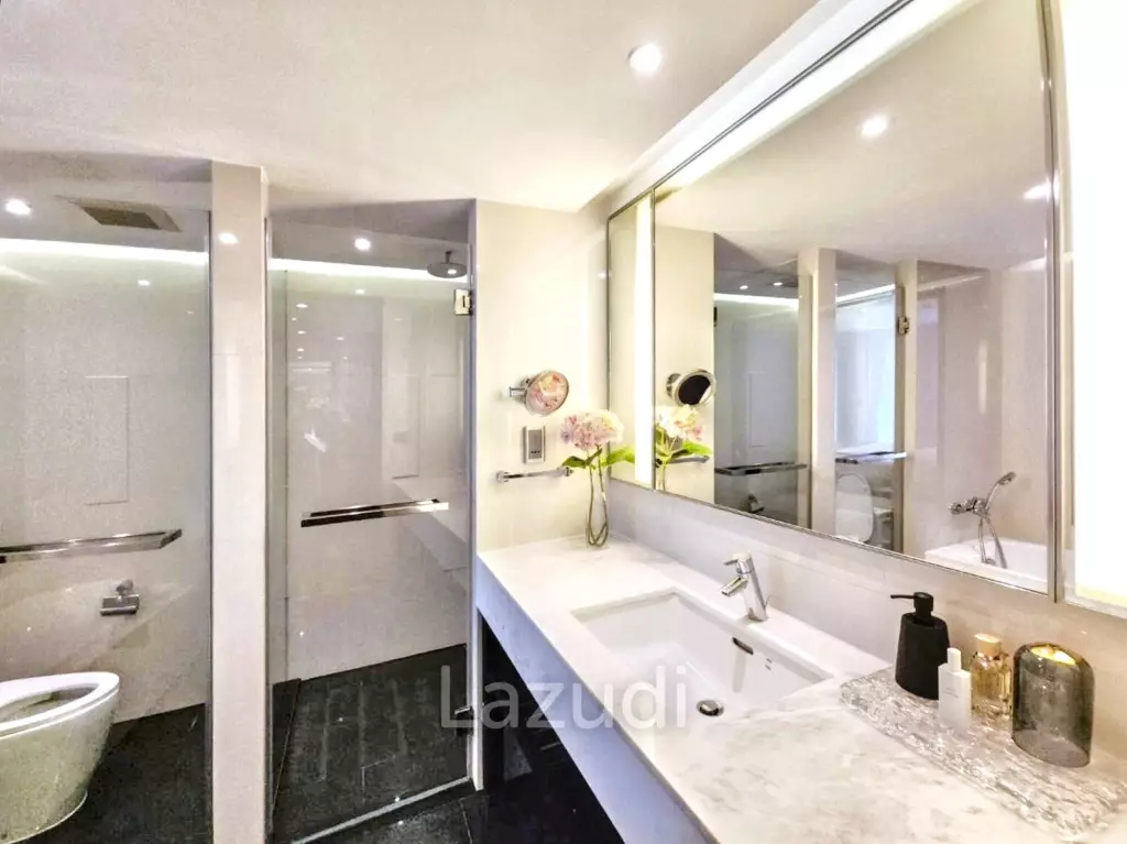 2 bed 163.98 SQM, The Private Residence Rajdamri