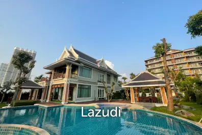 5 Bedroom Enormous House with Private Pool
