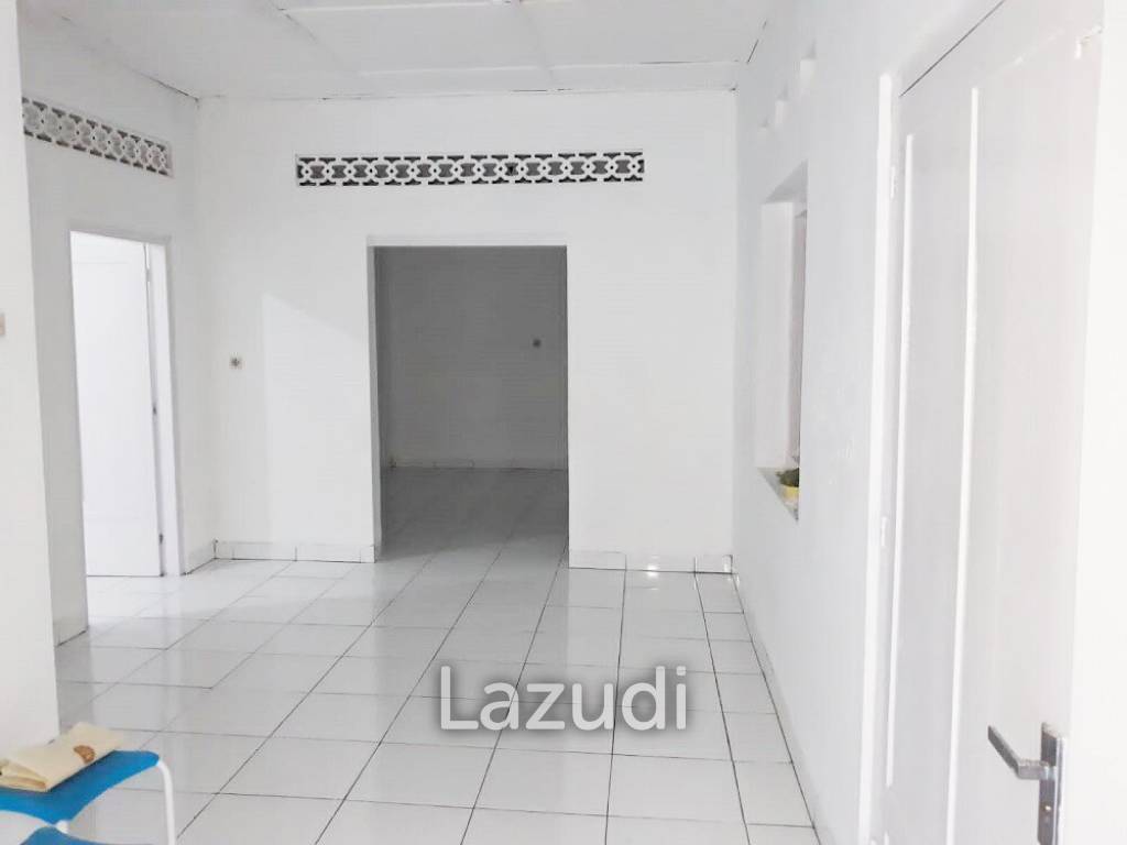 Rumah Disewakan Dekat Solo Grand Mall, Solo Paragon Mall, UNMUH Surakarta, Keraton Surakarta, Stadion Manahan Solo