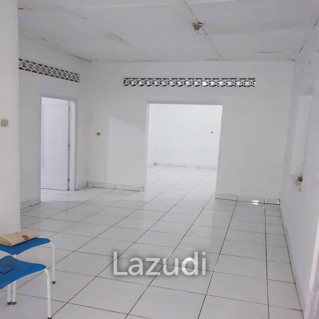 Rumah Disewakan Dekat Solo Grand Mall, Solo Paragon Mall, UNMUH Surakarta, Keraton Surakarta, Stadion Manahan Solo