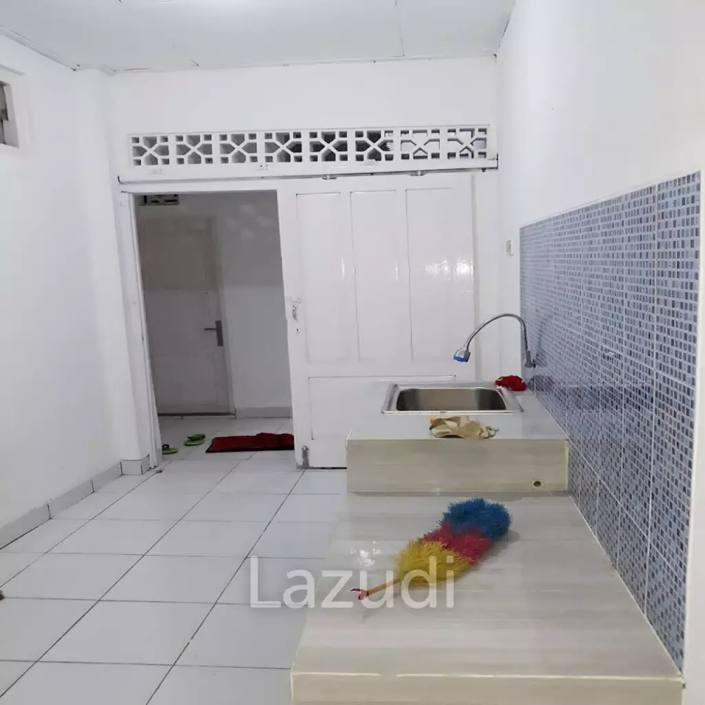 Rumah Disewakan Dekat Solo Grand Mall, Solo Paragon Mall, UNMUH Surakarta, Keraton Surakarta, Stadion Manahan Solo