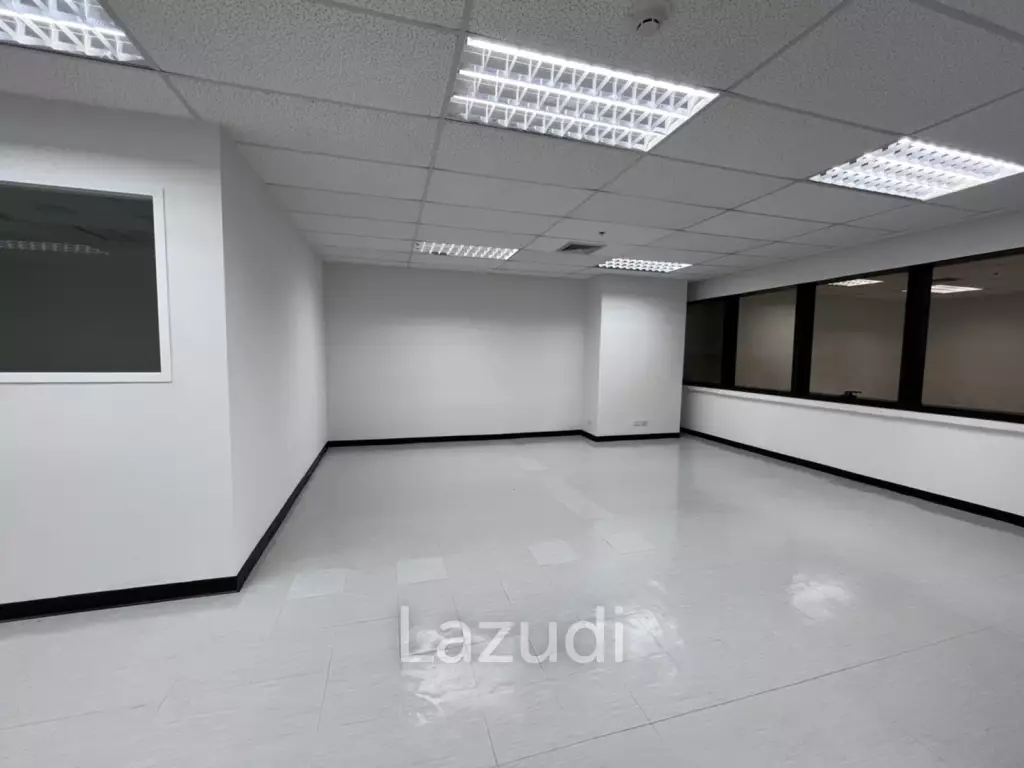 Good Ambient for office in Asoke