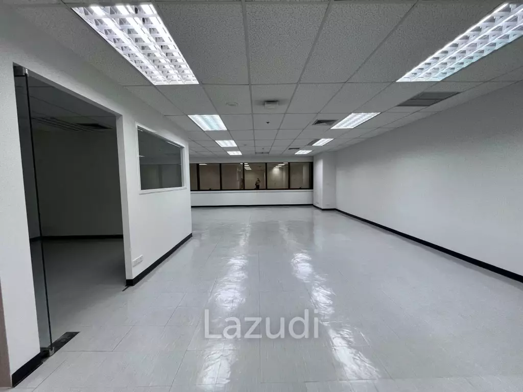 Good Ambient for office in Asoke