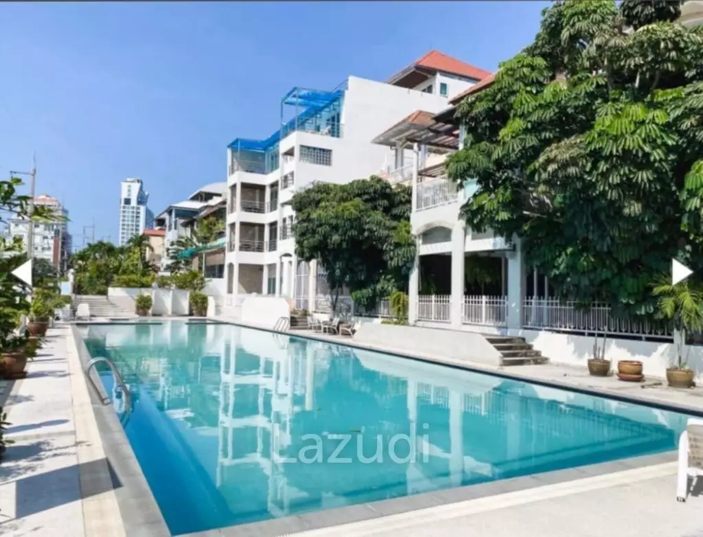 5 Bed 600 SQ.M House on Phratamnak Hill