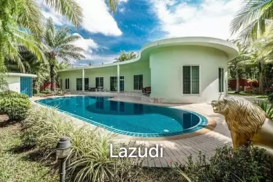 3 Bed 350 SQ.M Luxury Pool Villa in Rayong
