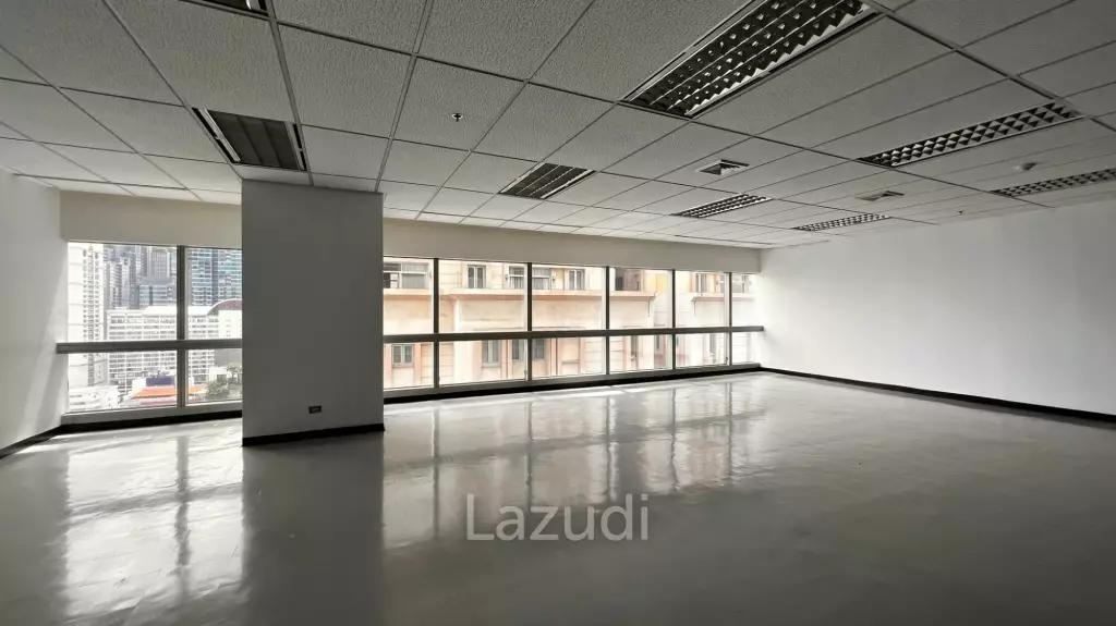 Office For Rent at Sermmitr Tower