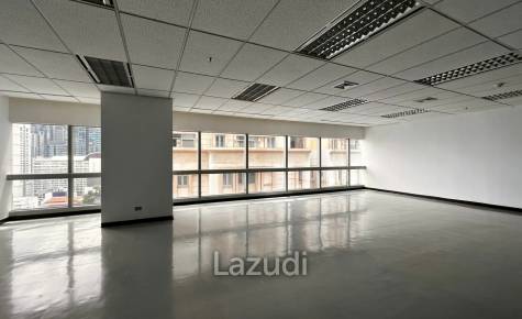 Office For Rent at Sermmitr Tower