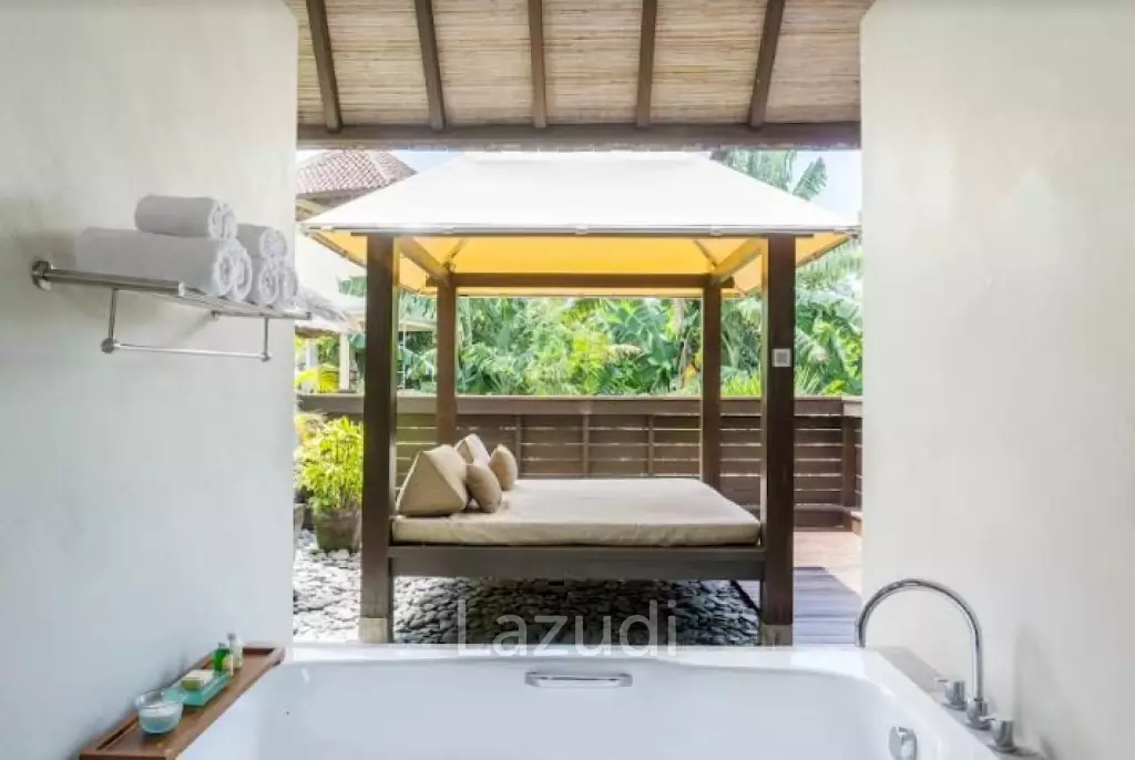 Freehold villa 300m from the beach 3 bedrooms and fully furnished in Seminyak