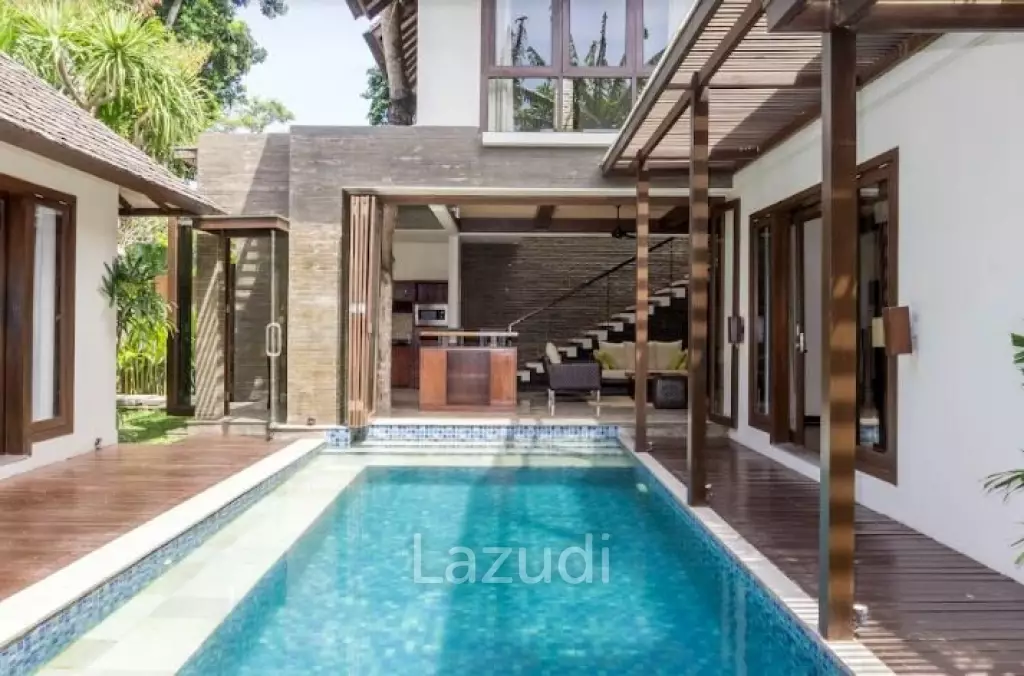 Freehold villa 300m from the beach 3 bedrooms and fully furnished in Seminyak