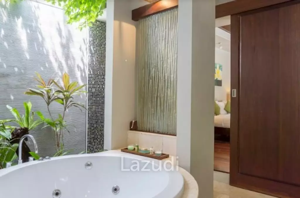 Freehold villa 300m from the beach 3 bedrooms and fully furnished in Seminyak