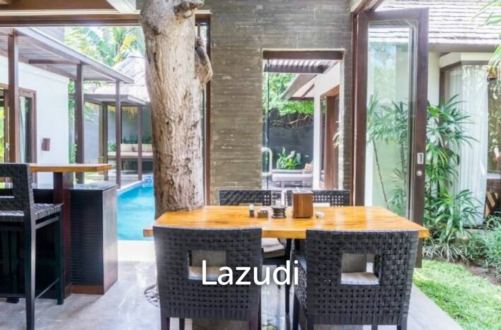 Freehold villa 300m from the beach 3 bedrooms and fully furnished in Seminyak