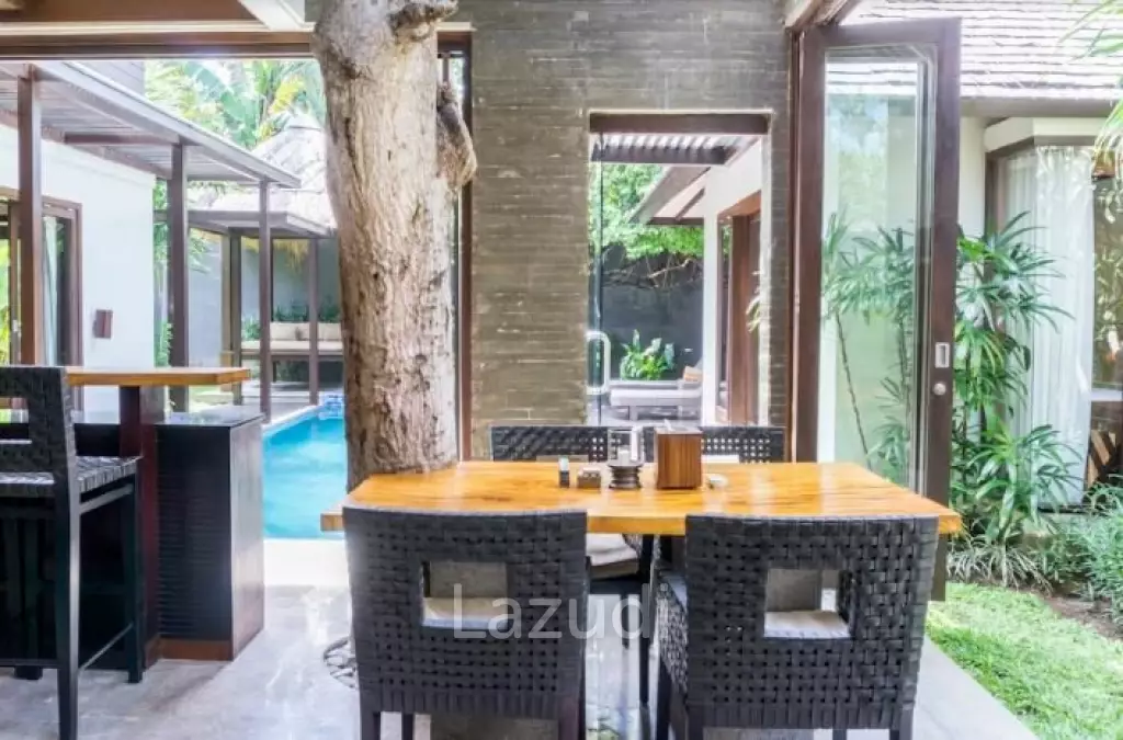 Freehold villa 300m from the beach 3 bedrooms and fully furnished in Seminyak