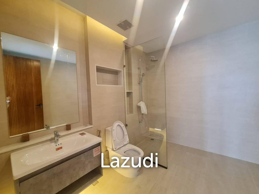 3 Bed 347 SQ.M Pool Villa at Pattaya